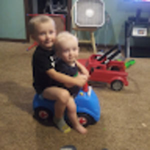 Meet your Posher, Kayla